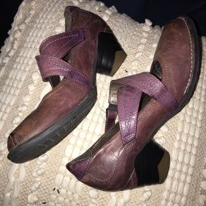 Women’s leather Mary Jane in eggplant